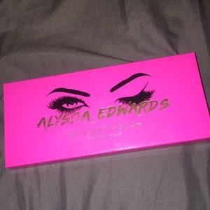 BNIB!! Anastasia Beverly Hills eyeshadow pallet!